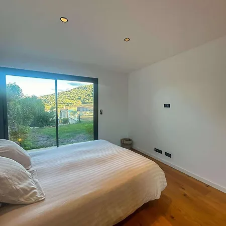 Sublime Vue Pieds Dans L'eau Villa