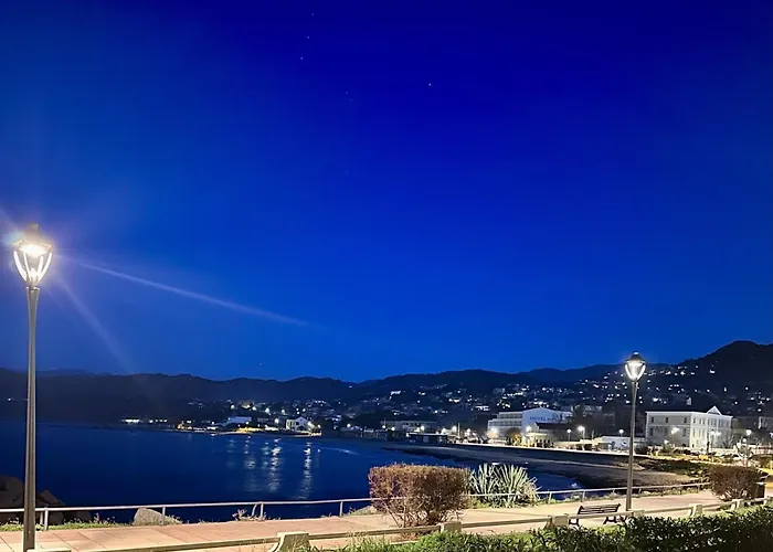 Sublime Vue Pieds Dans L'eau Monticello