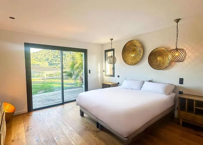 Sublime Vue Pieds Dans L'eau Villa